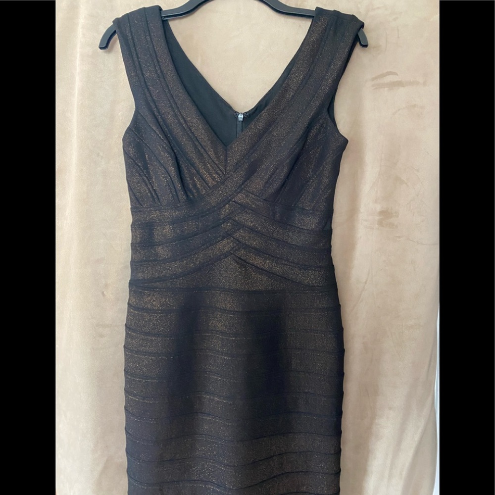 JS Collections Bronze metallic cocktail dress size 6. Never worn without tags.
